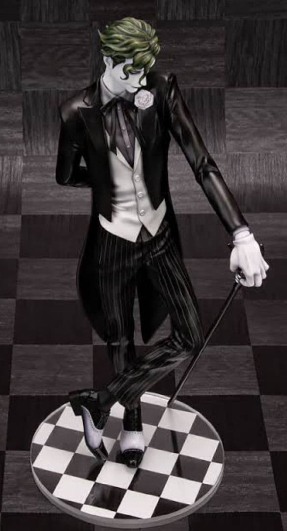 コトブキヤ　ジョーカー　フィギュア