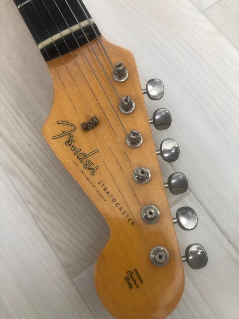 Fender Japan Stratocaster Dimarzioに交換済、他