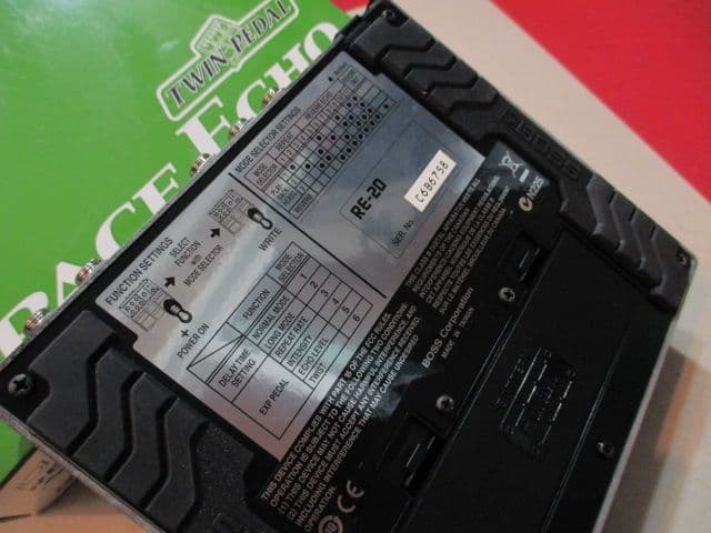 極美 BOSS ROLAND SPACE ECHO RE‐20 スペースエコー