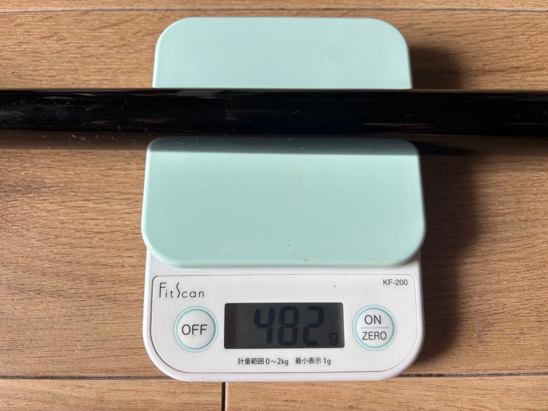 沖縄三線　私の持ってる三線で１番上等❗️ 重さ載せました。