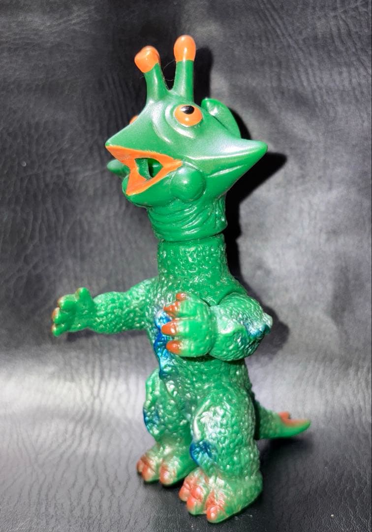 ギララソフビ最終値下げ！早いもん勝ちMARUSAN ふうせんギララ！