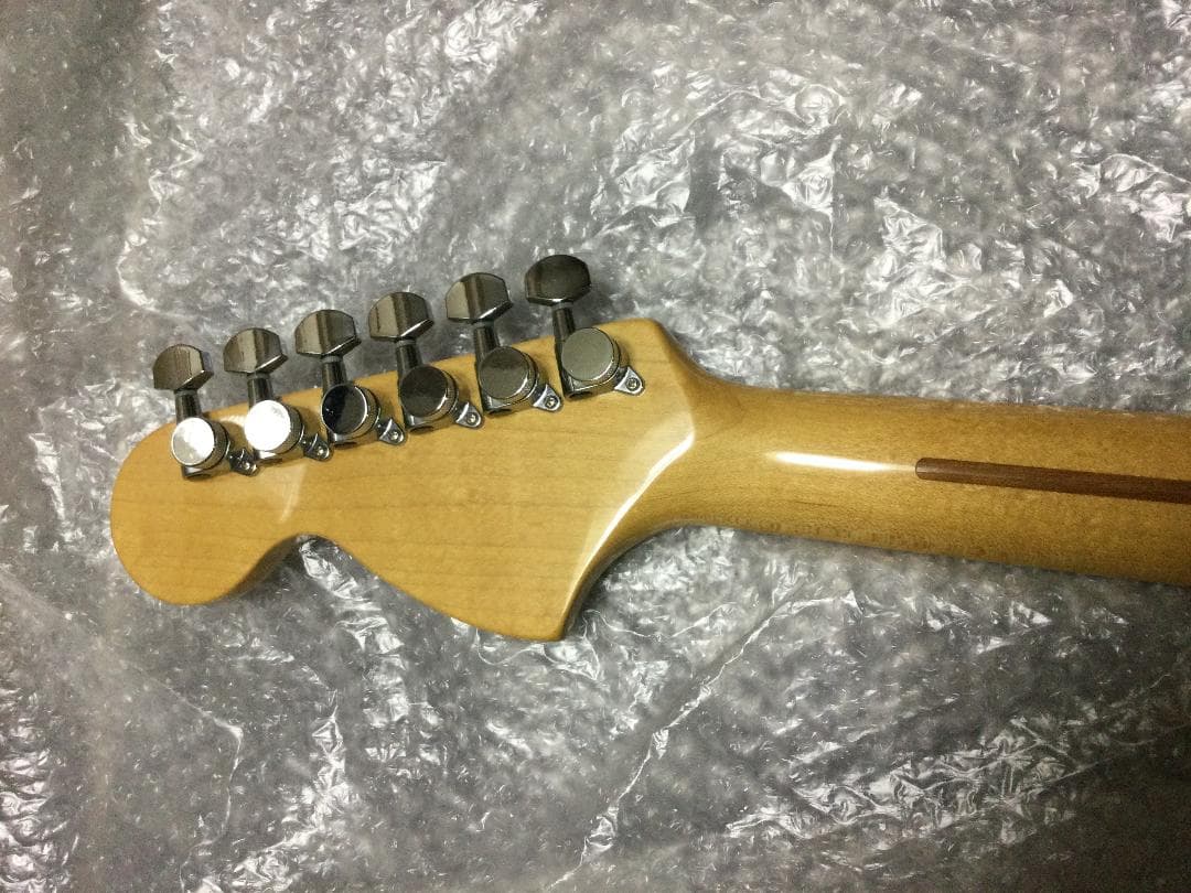 Fender 日本製 Stratocaster cream white