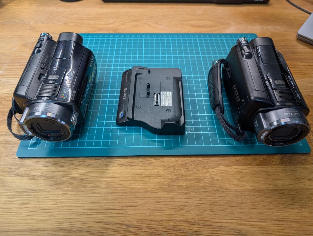 Sony HDR-SR8 ビデオカメラ