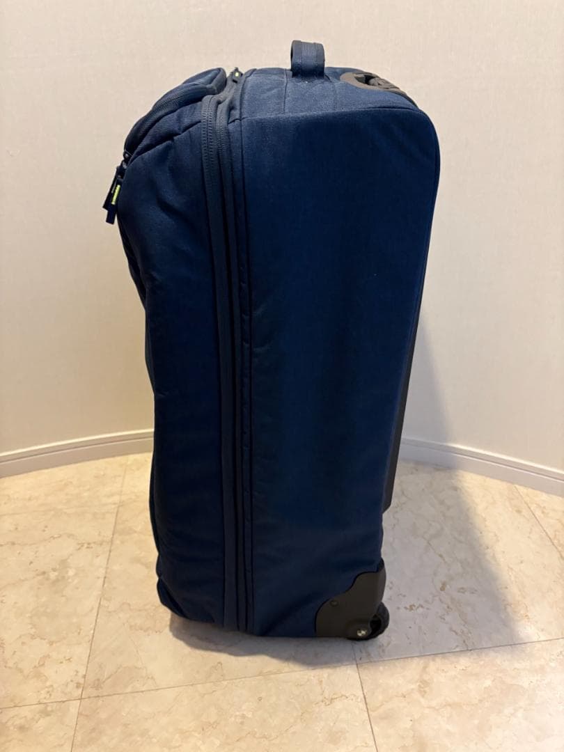 【未使用】BMW純正 大型トラベル キャリーバッグ 紺色