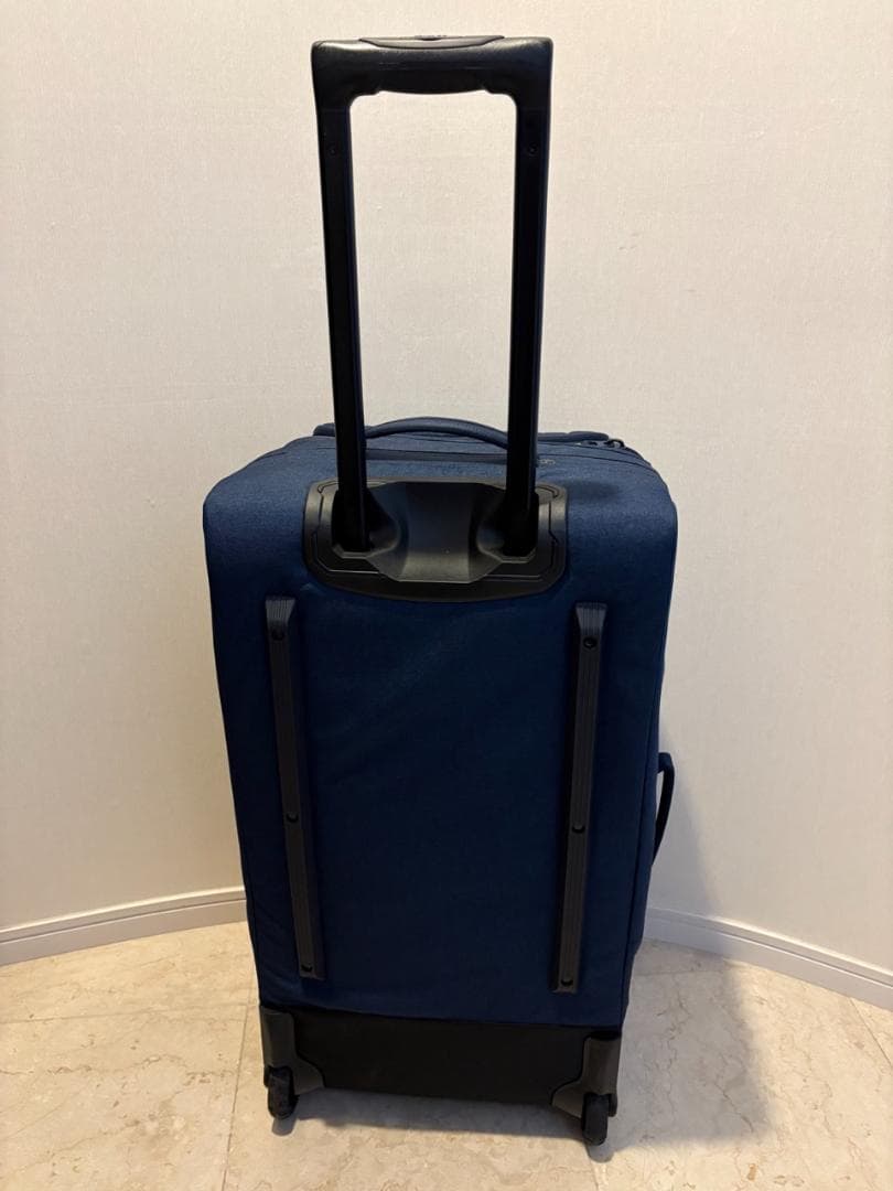 【未使用】BMW純正 大型トラベル キャリーバッグ 紺色