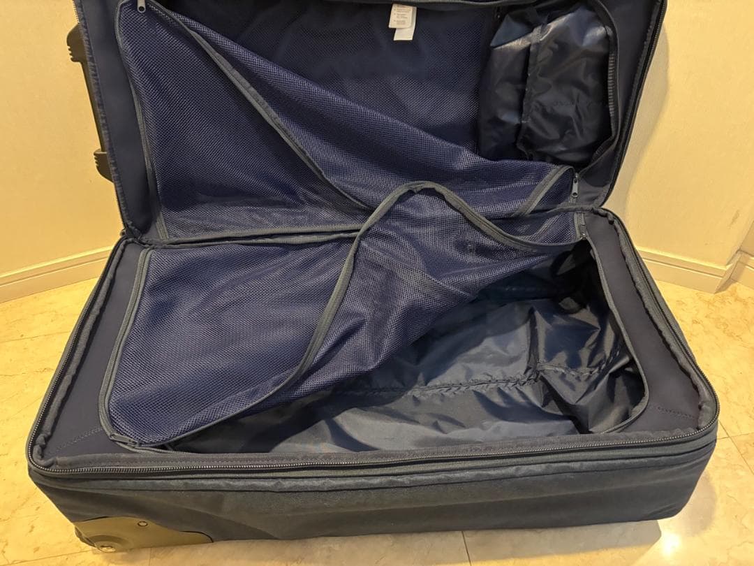 【未使用】BMW純正 大型トラベル キャリーバッグ 紺色