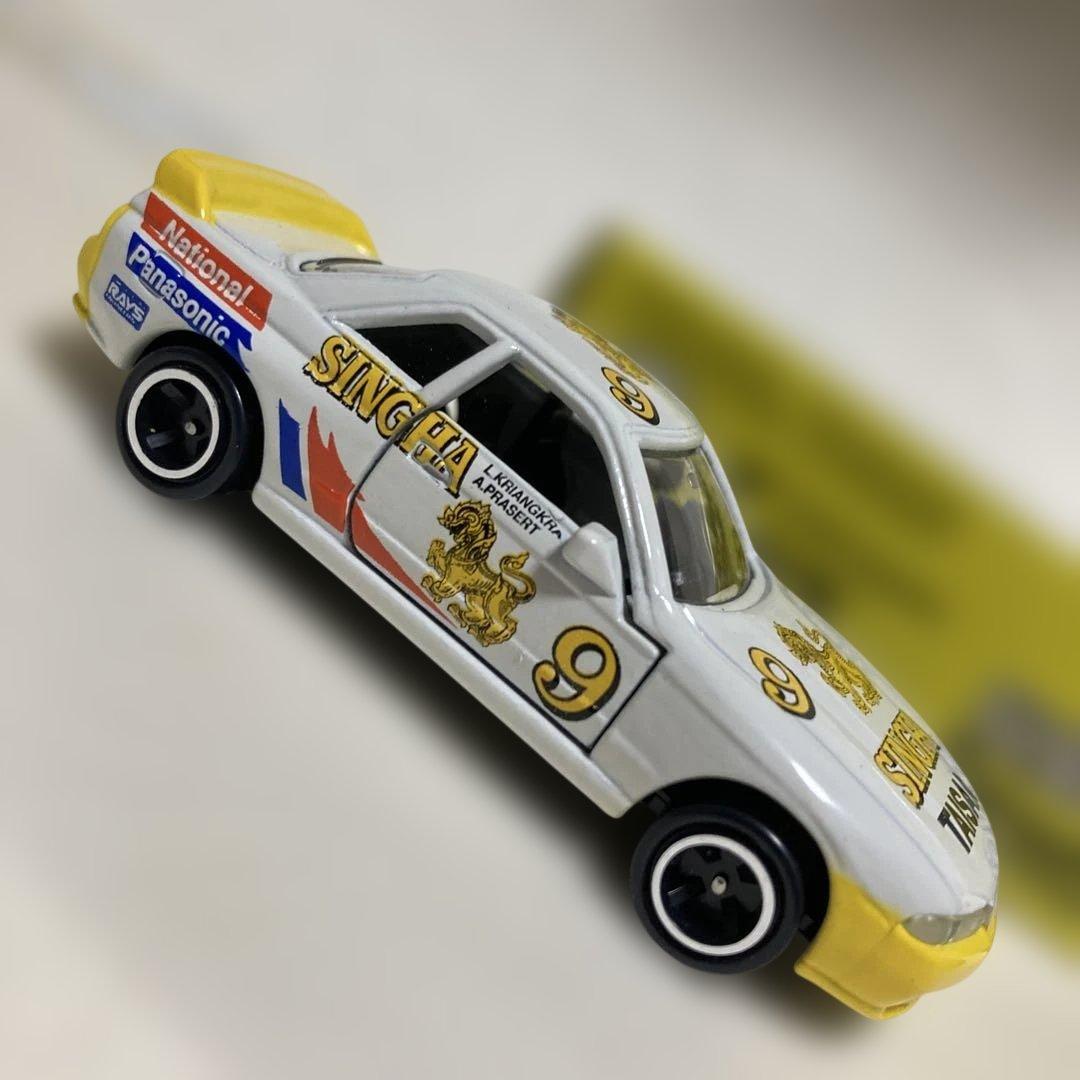 トミカ　SINGHAツーリングカー TAISAN ADVANスカイラインR32
