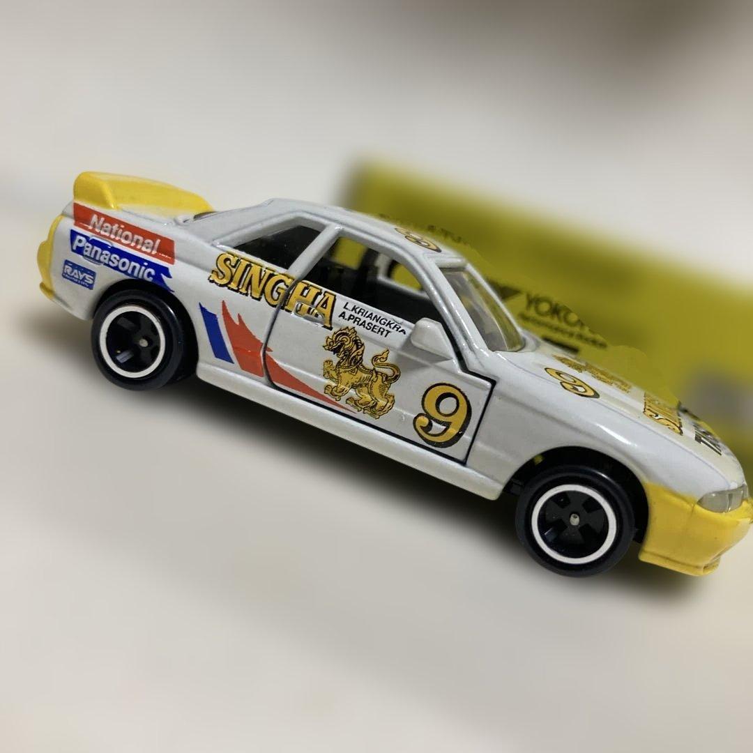 トミカ　SINGHAツーリングカー TAISAN ADVANスカイラインR32