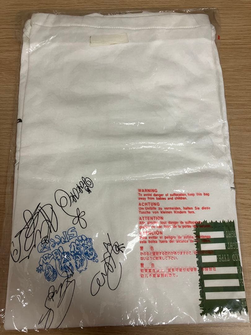 【オークション】映画アンドロメディアのTシャツ（非売品）