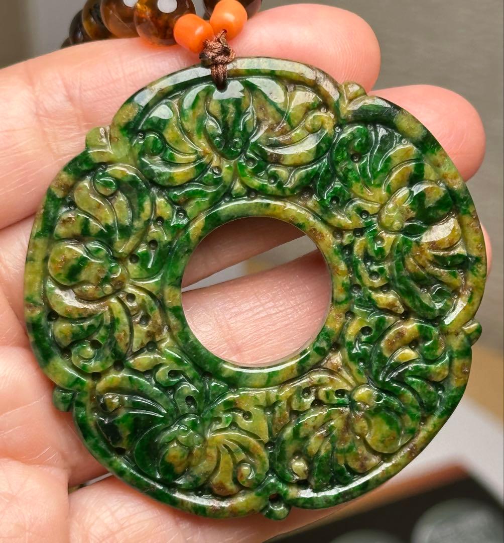 翡翠　花青種(黄＋緑)　ビンテージ　お花　玉璧　別格　【A貨　未処理】