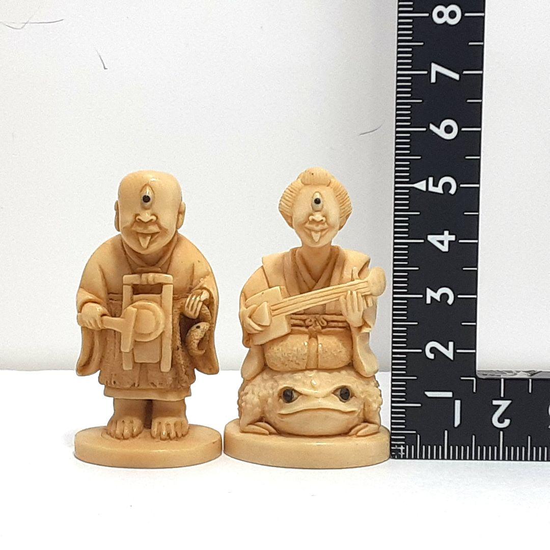 Y1239　最高級品　天然素材　妖怪造形彫刻　駒　３０体　根付　在銘有