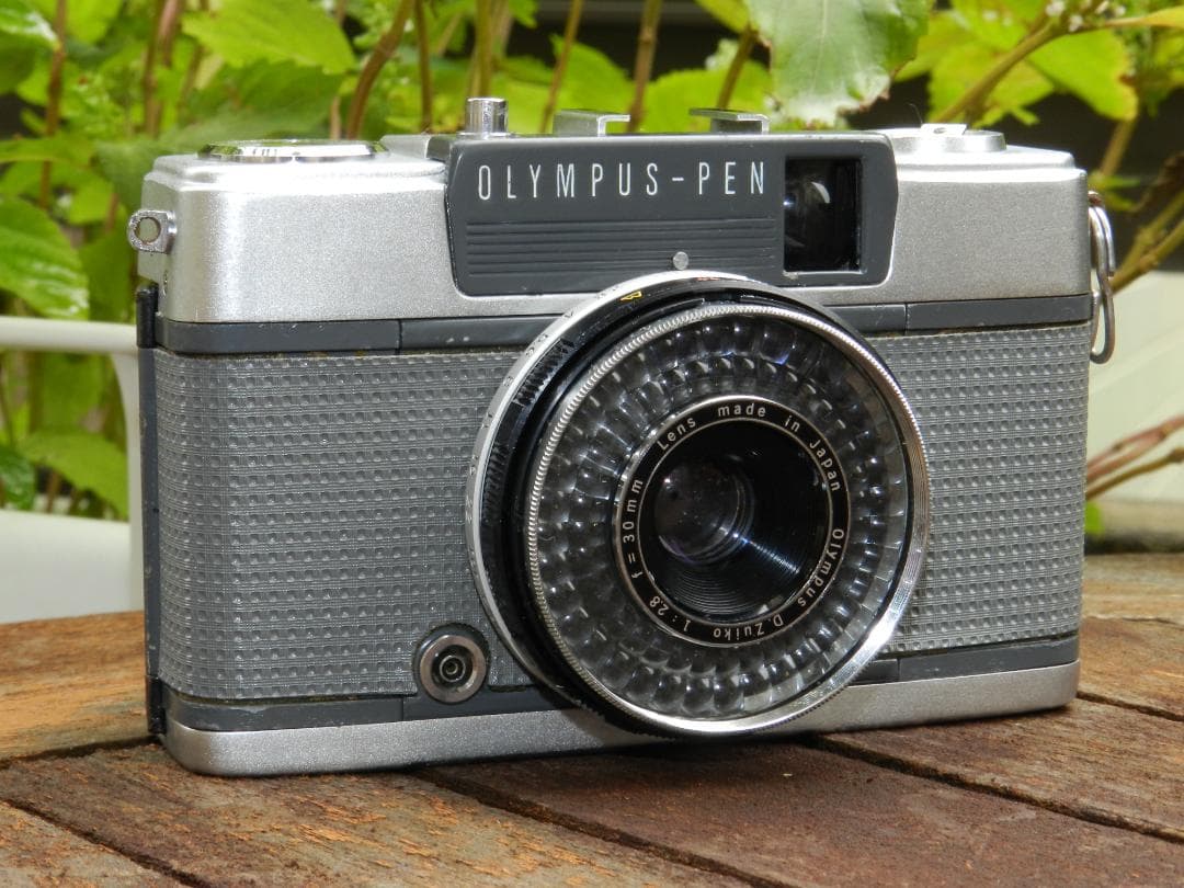 極美品　OLYMPUS PEN EES-2 ハーフフィルムカメラ　即撮影可