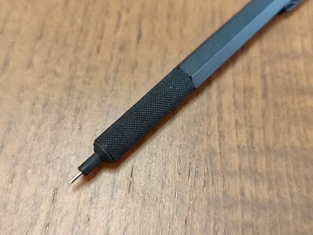 ロットリング　ロゴなし　ブラック 0.5　廃盤品　旧型　検索　ロットリング600