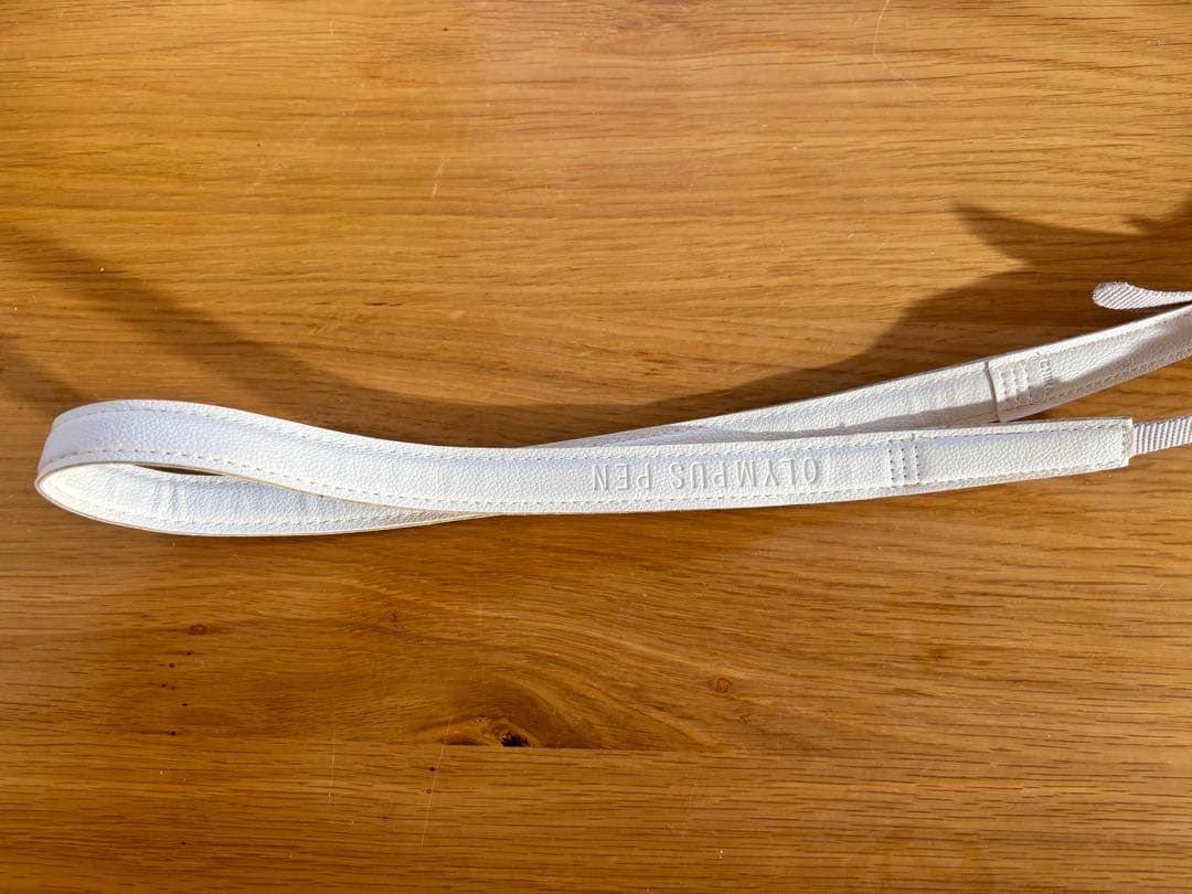 デジタルカメラ OLYMPUS PEN E-PL8