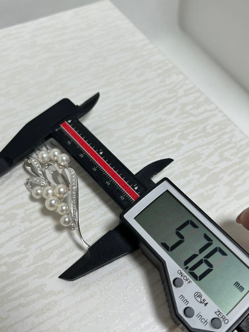 ミキモト　WGK18 パール×ダイヤ　ブローチ　美品