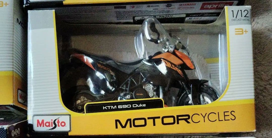 バイク模型 17台！正規ライセンス商品(10台売りも可)