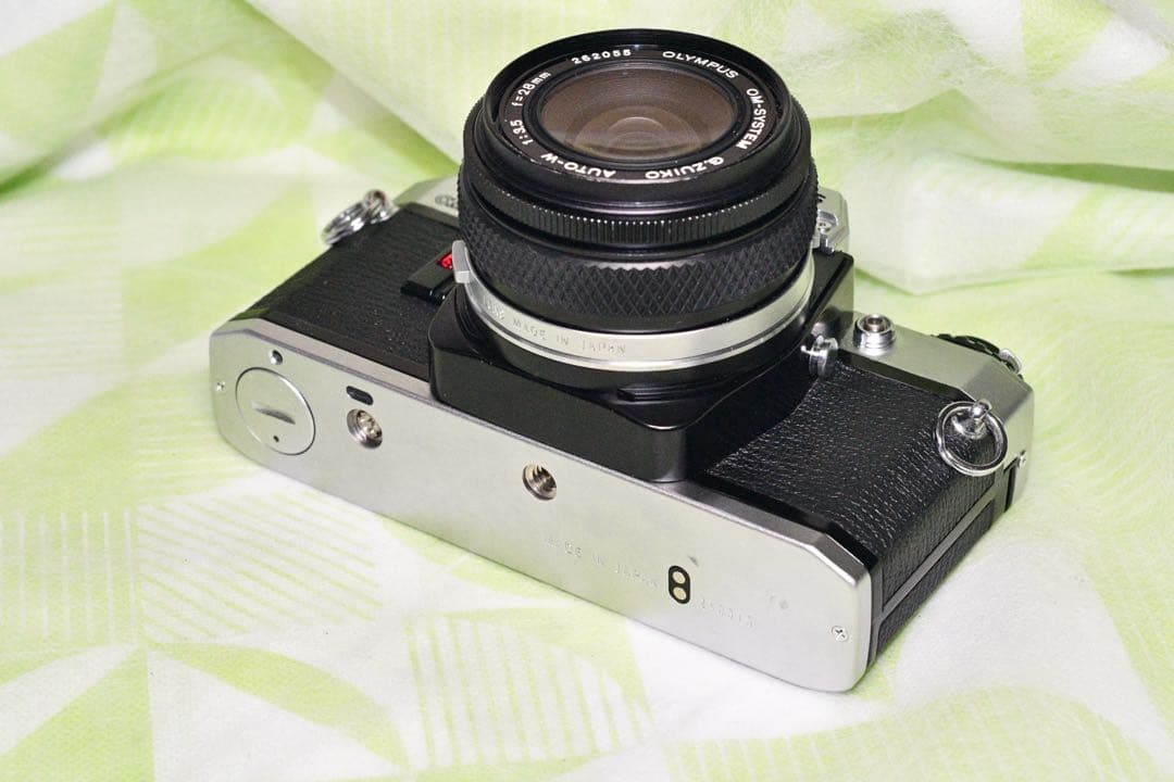 お値引き《動作品》OLYMPUS OM10 +広角レンズ　a407-1