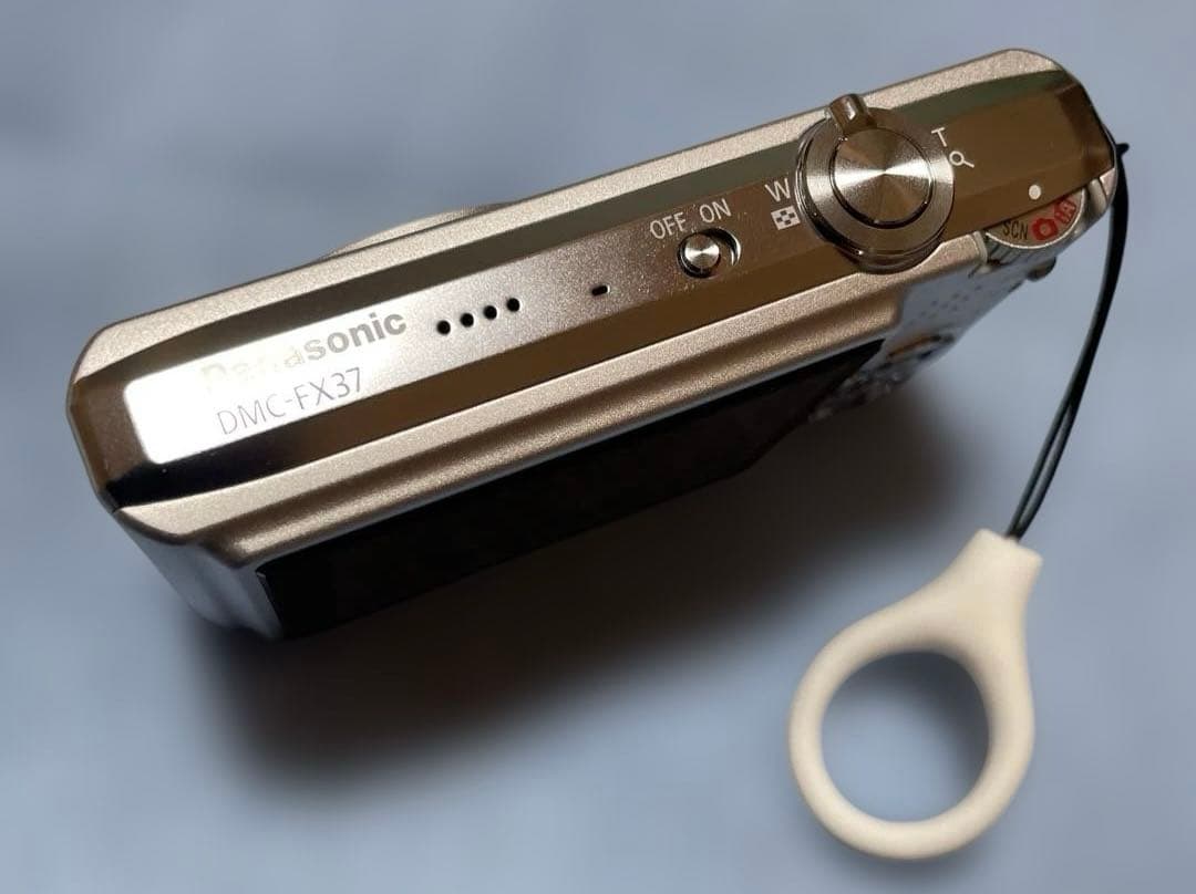 Panasonic LUMIX DMC-FS37コンパクトデジタルカメラ