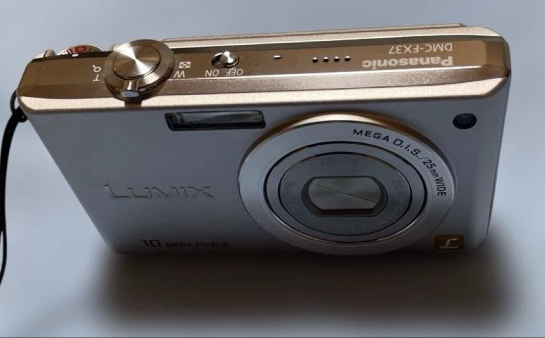 Panasonic LUMIX DMC-FS37コンパクトデジタルカメラ