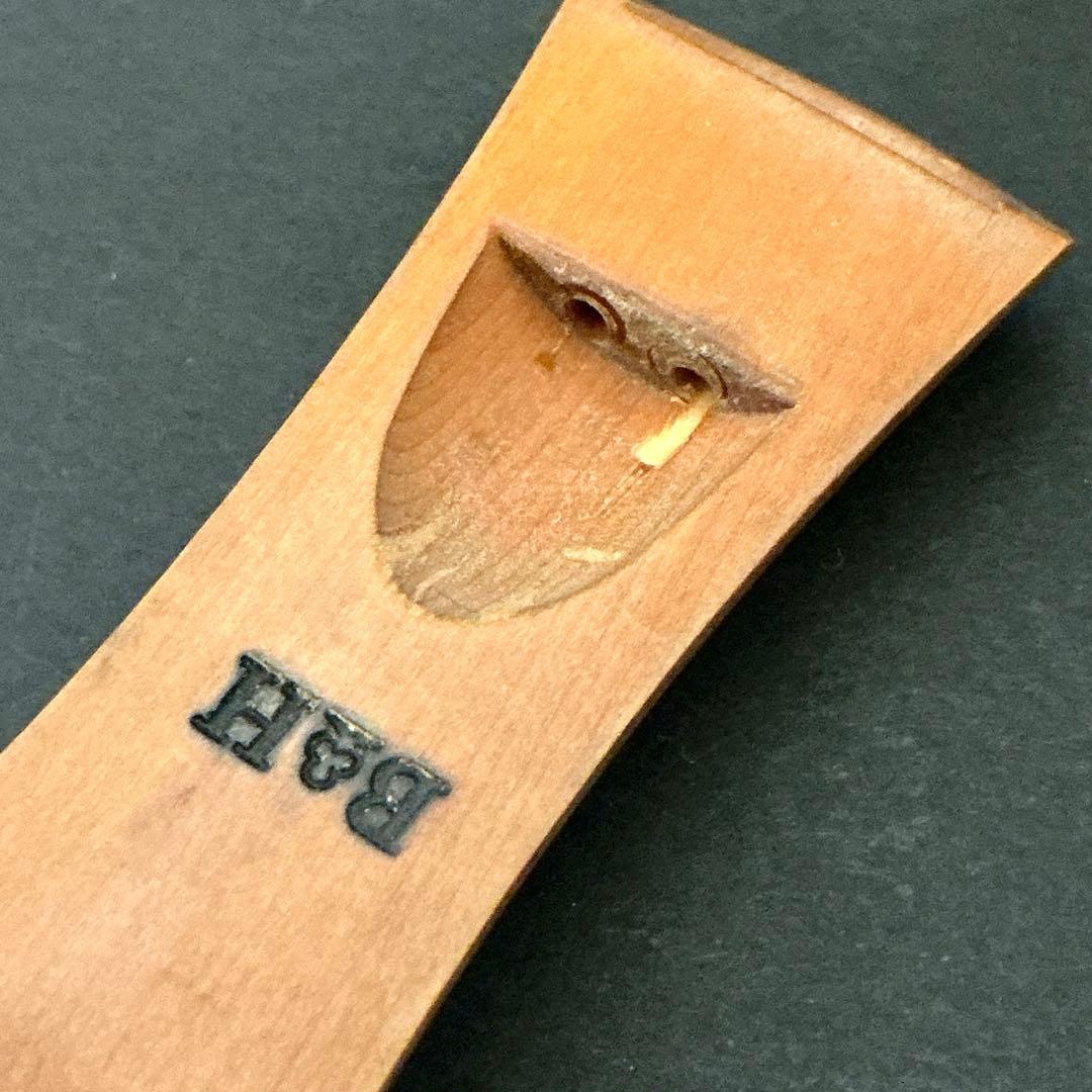 ボワ・ダルモニ　ヴァイオリン(ヴィオラ？)テールピース　アジャスター付き　柘植