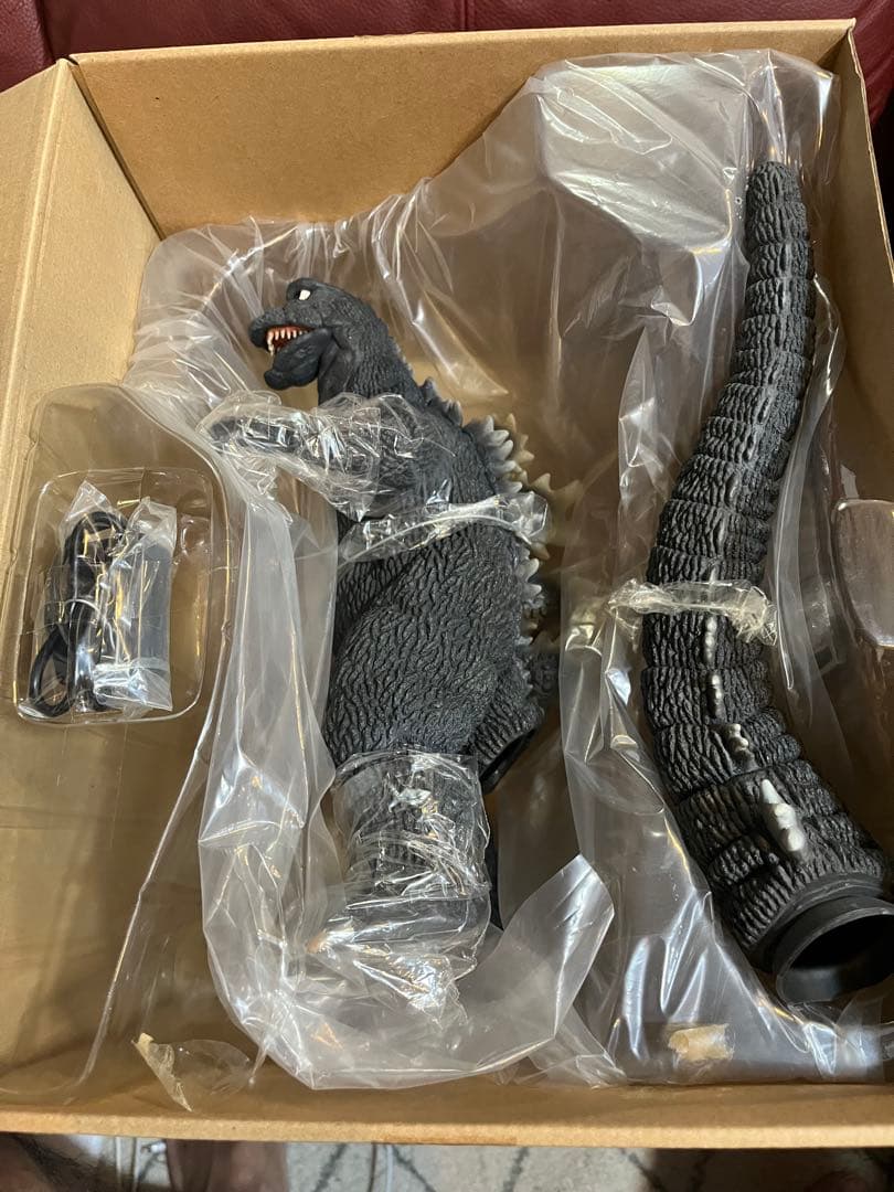 エクスプラス　東宝30cmシリーズ 「ゴジラ（1968版）発光Ver.」