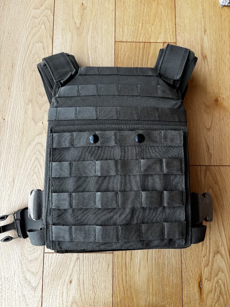 DAIAMOND BACK TACTICAL 　プレートキャリア