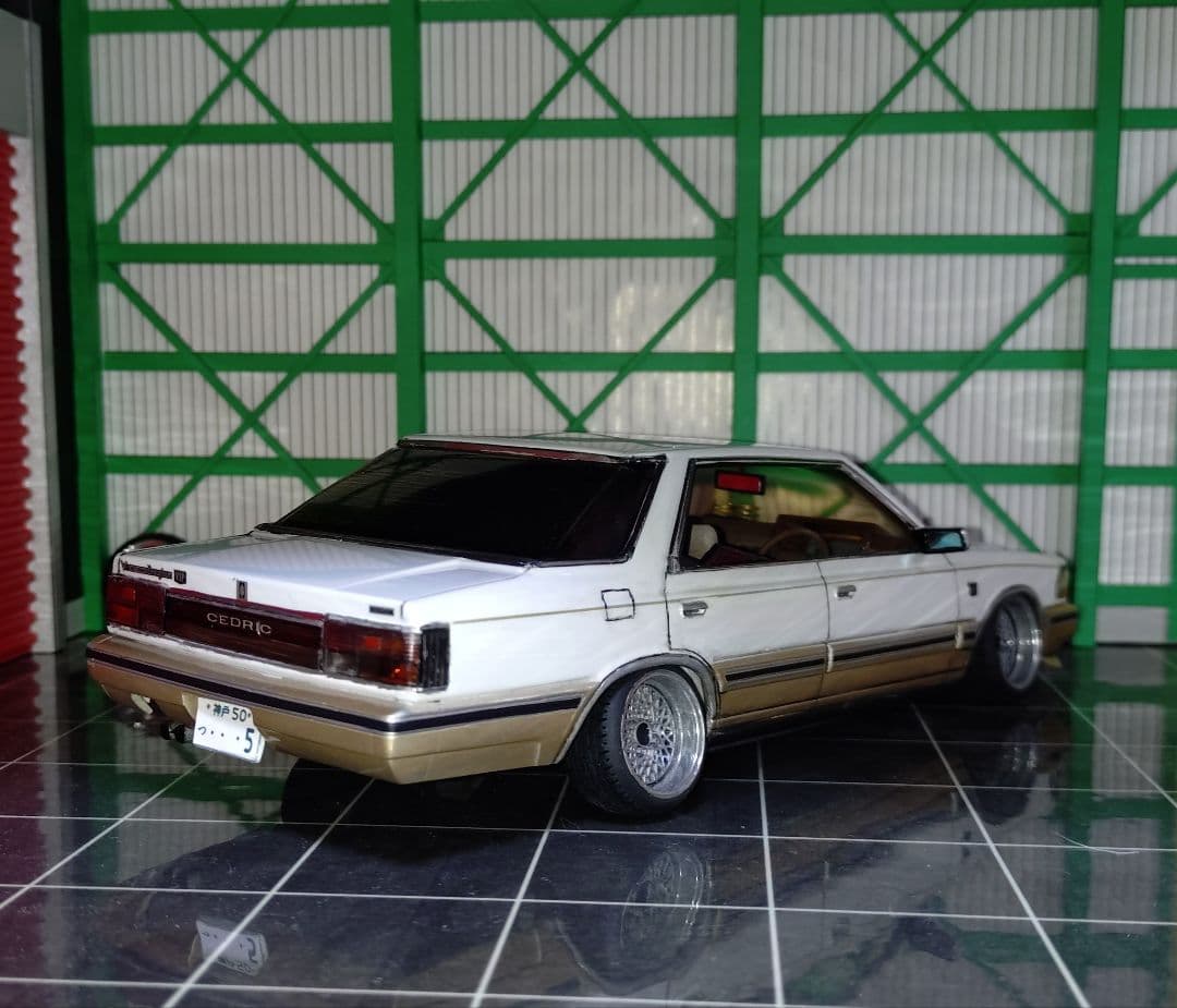 フジミ　1/24 Y30セドリック後期　ブロアムVIP 完成品