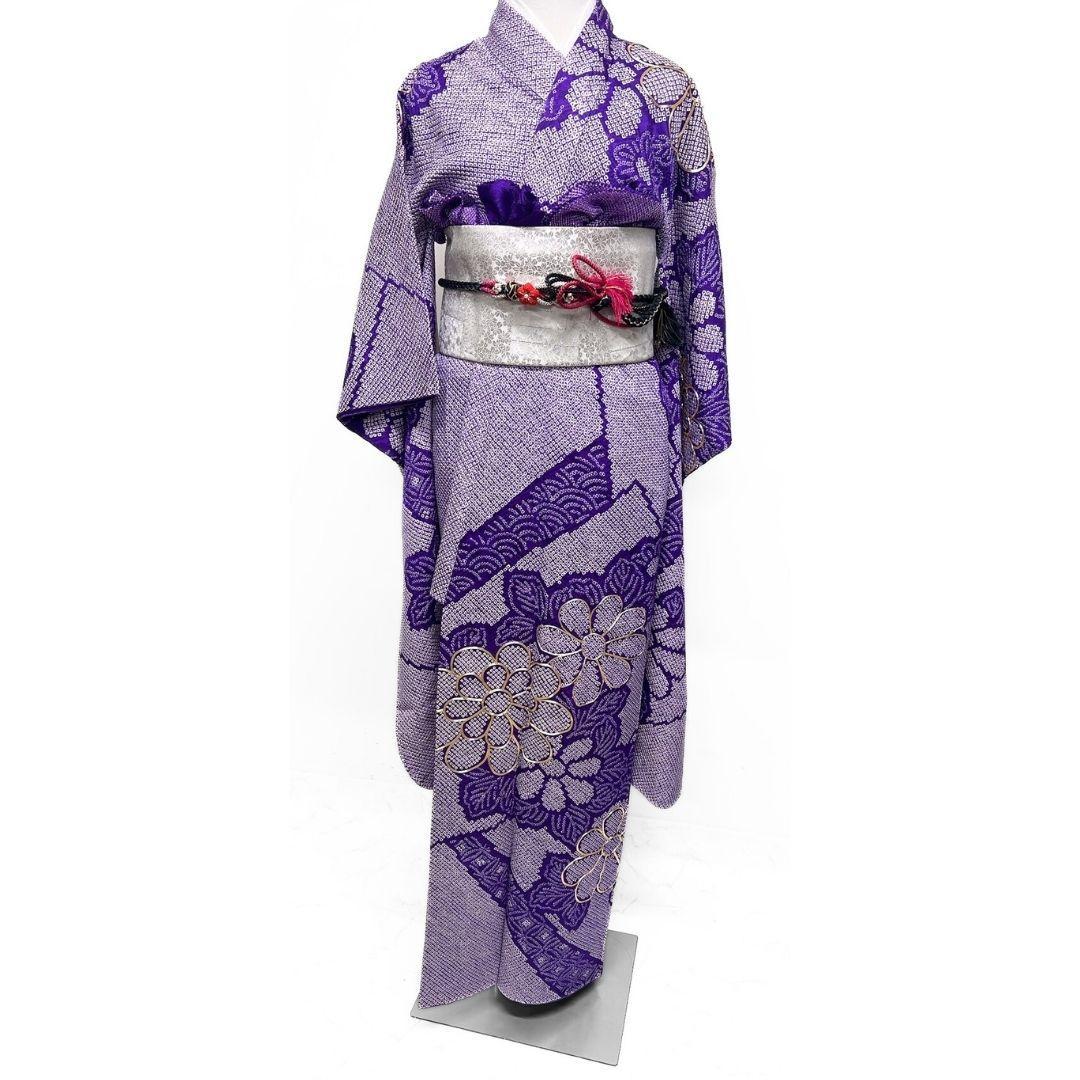 総絞り　金駒刺繍　七宝　観世水　振袖　晴れの日　成人式　卒業式　着物　114p