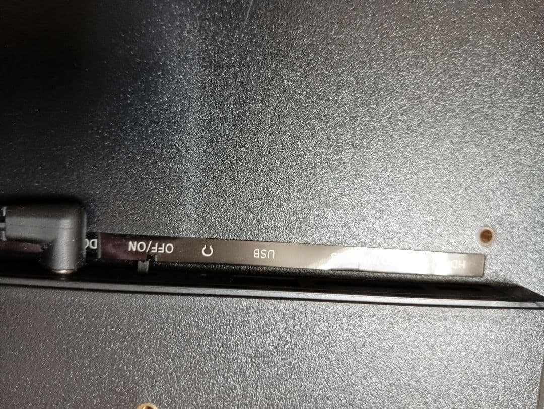 割引き中、デジタルサイネージ　横長ディスプレイ本体