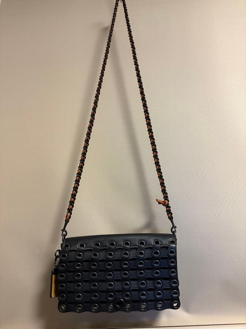 美品★コーチチェーンバッグ