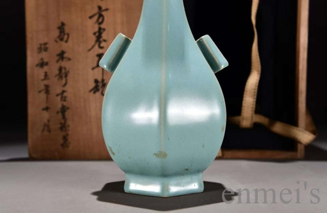 中国古美術 宋款汝窯 天青釉 六方巻耳瓶 花瓶 古陶磁 唐物 時代物 木箱付き