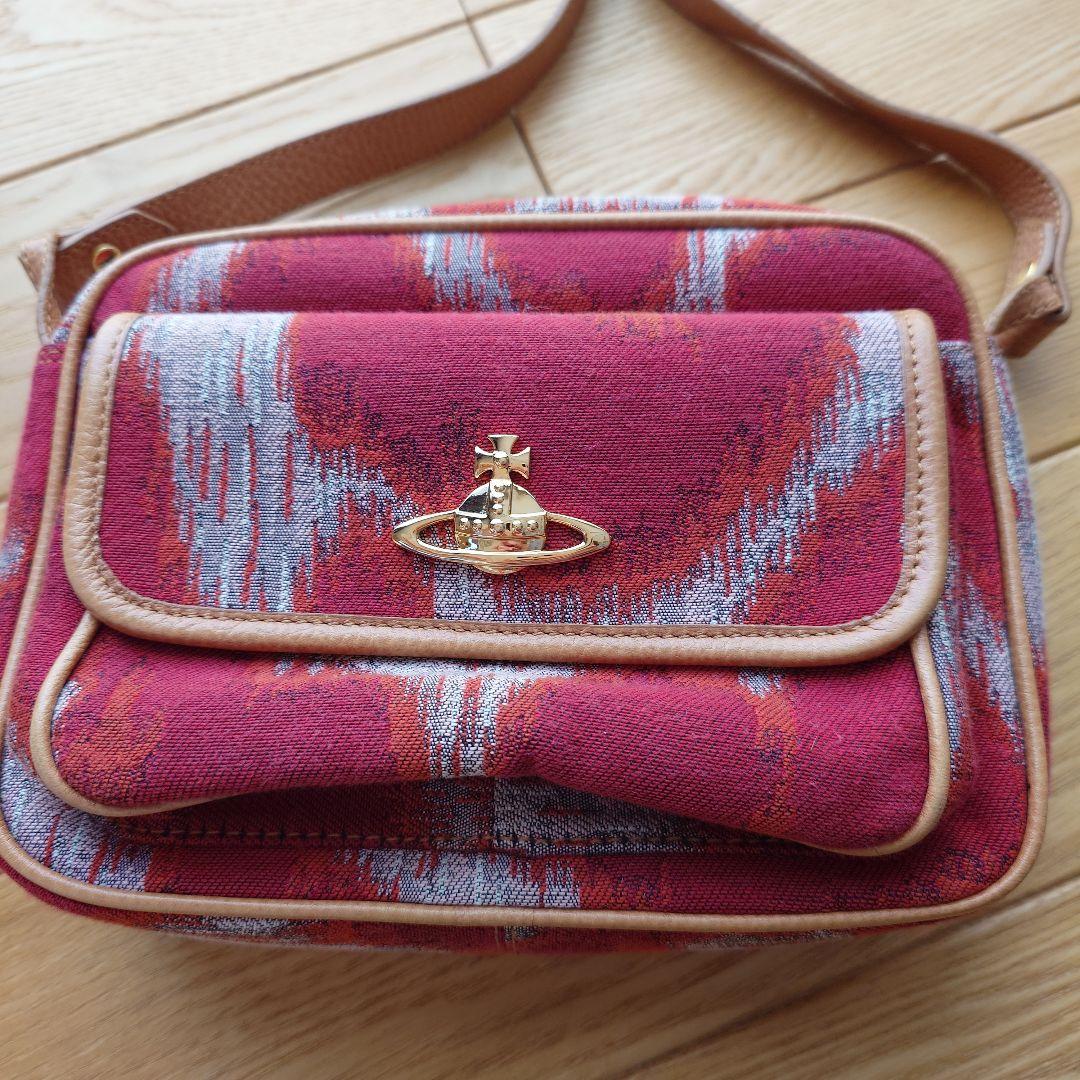 vivienne westwood ヴィヴィアンウエストウッドショルダーバッグ