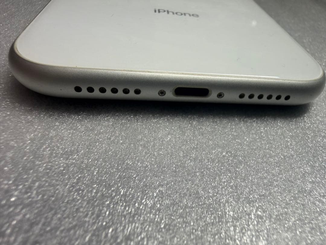 Apple iPhone XR ホワイト 64GB 本体【値下げ】