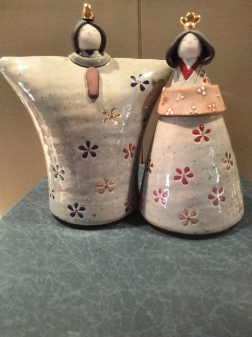 良品（good item）　雛人形（Hina doll）　陶器　作家、西崎和子