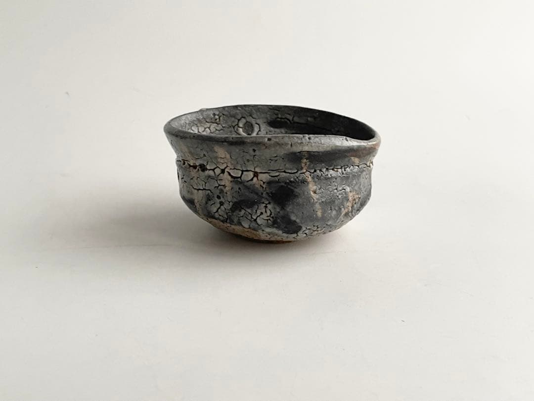 陶芸家　作家物　作者不明　鼠志野　盃　ぐい呑　酒器　酒盃　箱なし　美濃　志野
