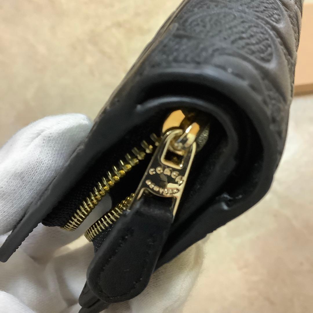 【未使用品】COACH 黒 レザー 二つ折り財布