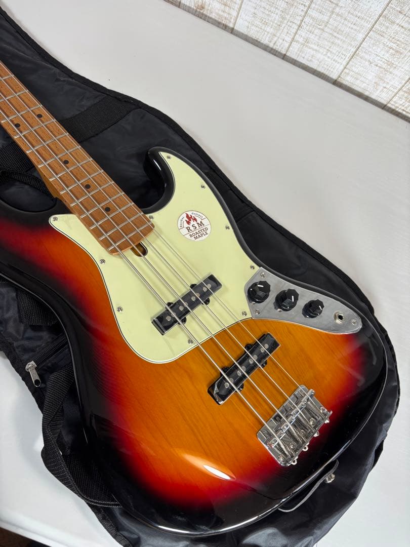 【極美品】buccus エレキベース　4弦BJB-1-RSM/M