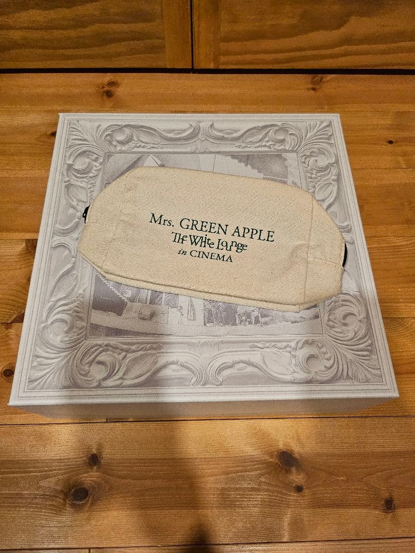 Mrs. GREEN APPLE The White Lounge初回限定BOX