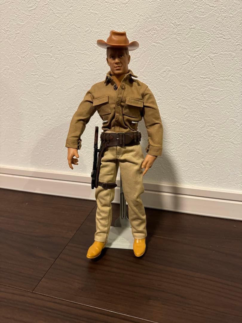 りゅう　トイズマッコイ　スティーブマックイーン　フィギュア　拳銃無宿