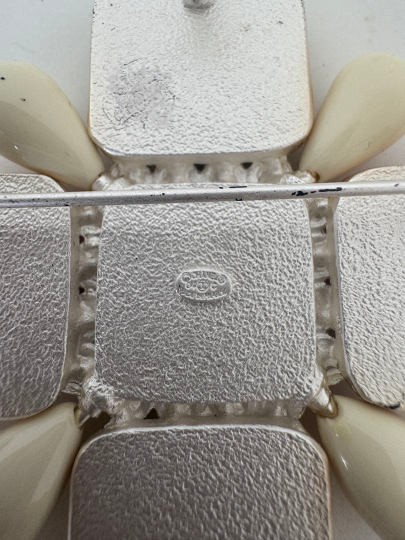 超美品 CHANELブローチ