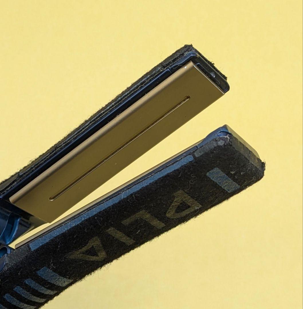 ✴️美品・正規品✴️ルベルプライアストレートアイロンLebel PLIA SS