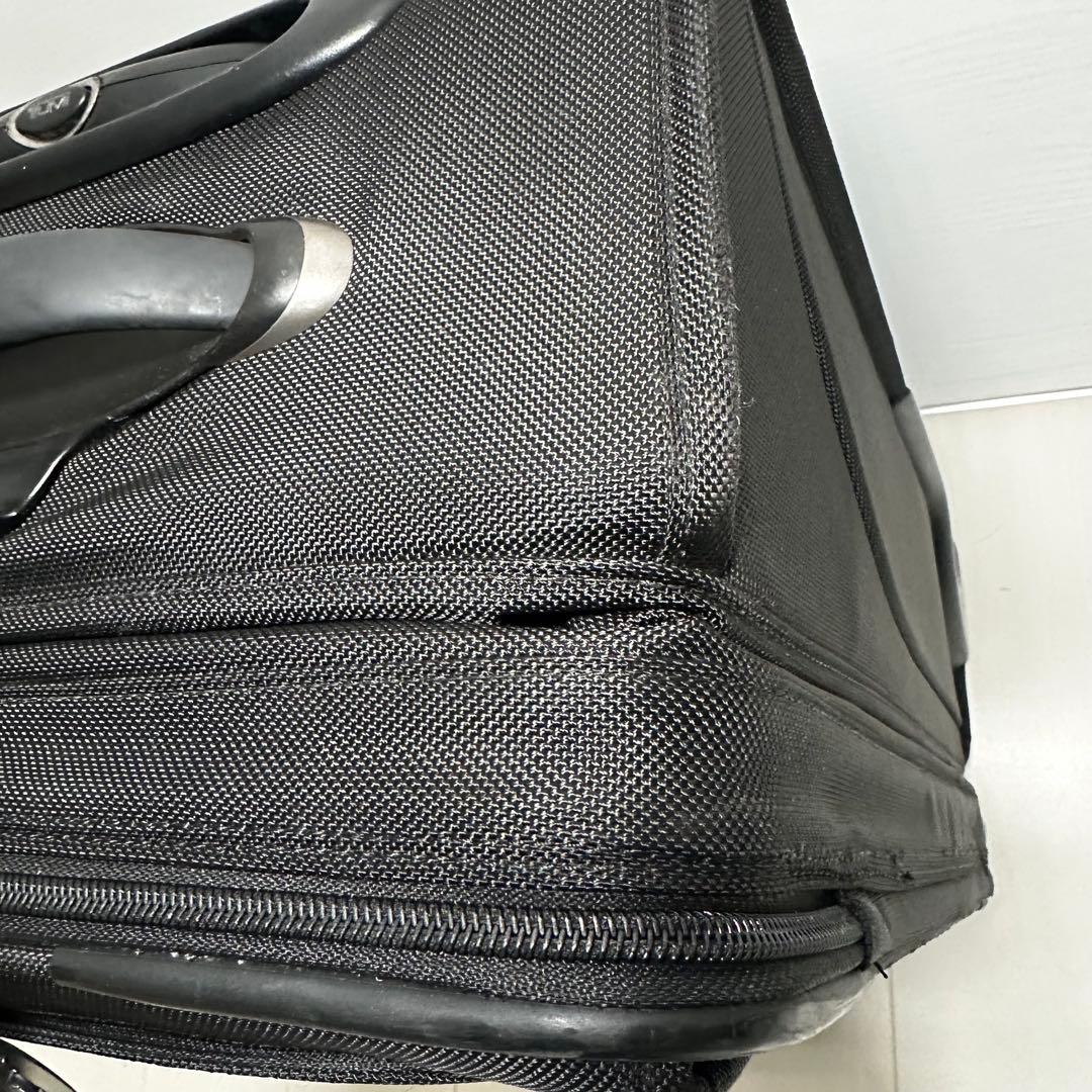 TUMI トゥミナイロン カーフ レザー キャリーケース　ビジネスかばん