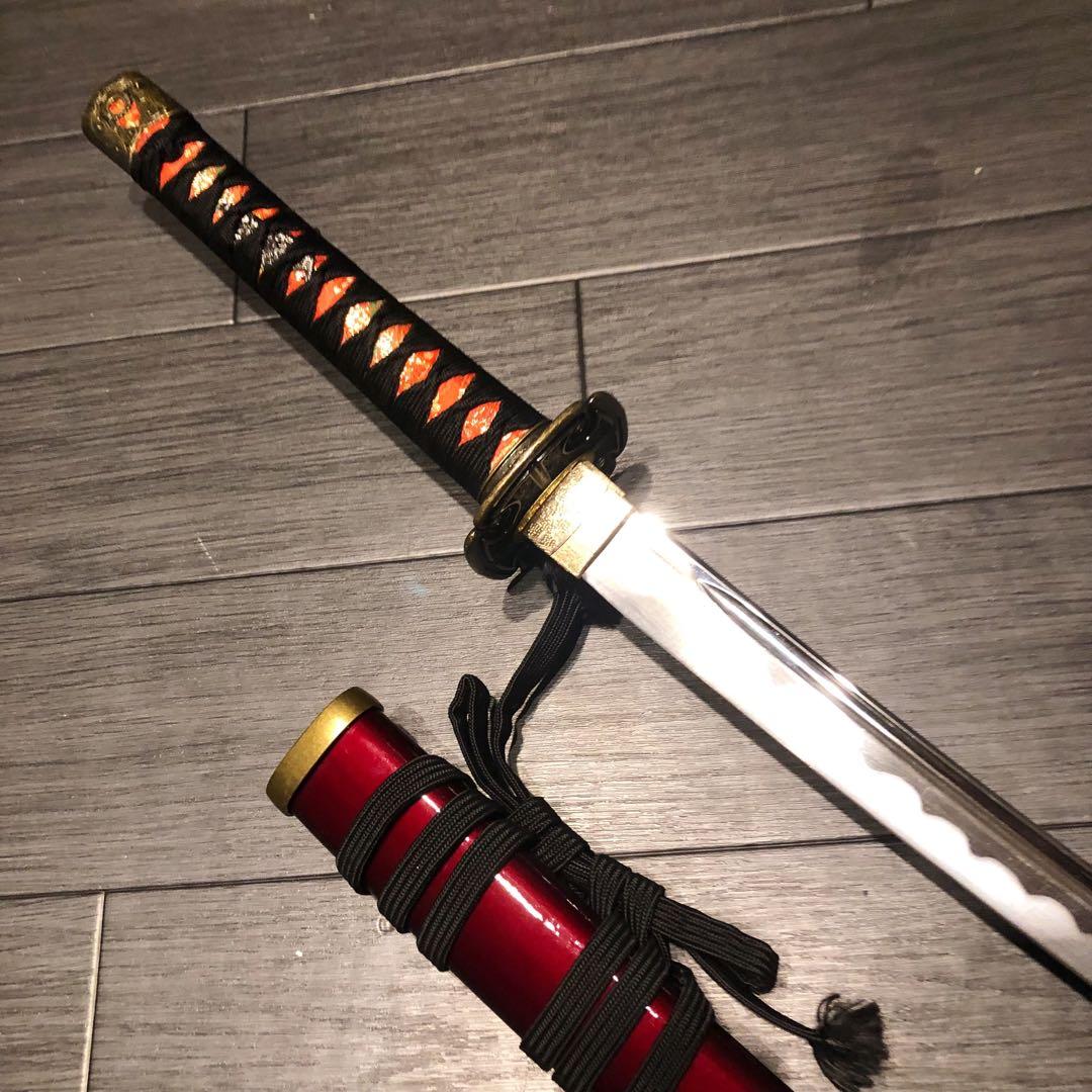 高級模造刀　居合刀　樋入刀身　朱拵え　合金刀身