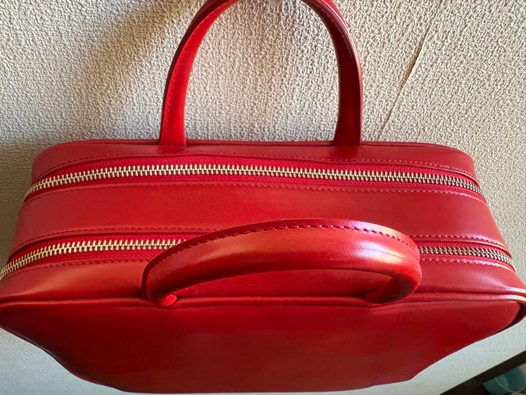 コムデギャルソン　青山　スクエア　バッグ　赤