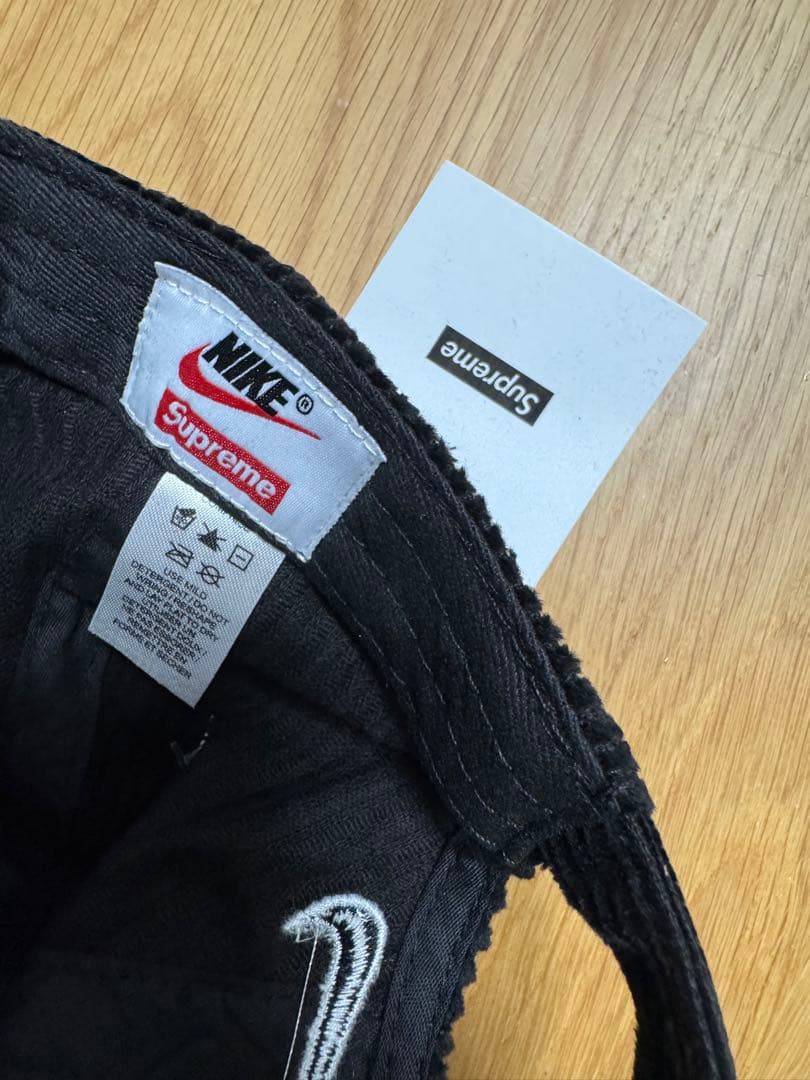 Supreme/Nikeブラック　コーデュロイキャップ(サイズFREE)
