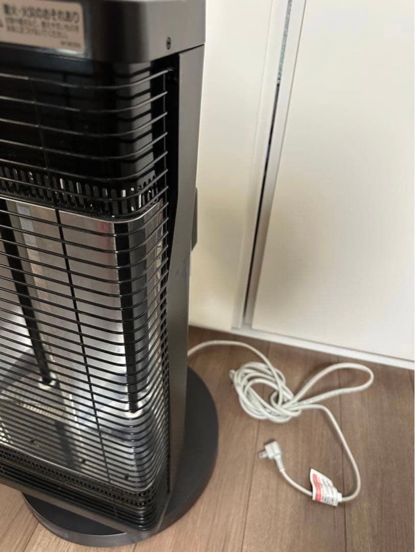 ダイキン　Daikin CERAMIC HEATER タワー型