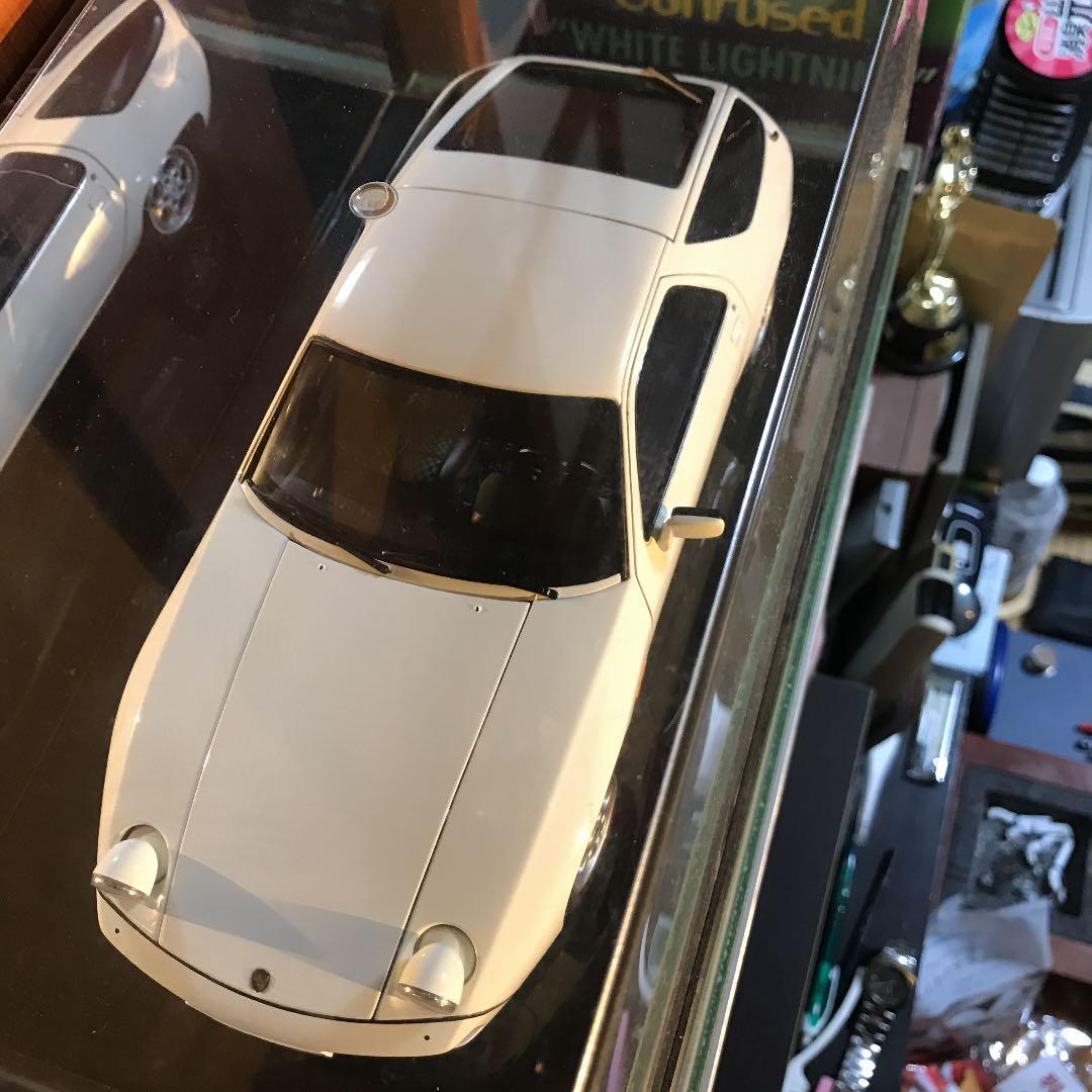 1/18 ポルシェ928S