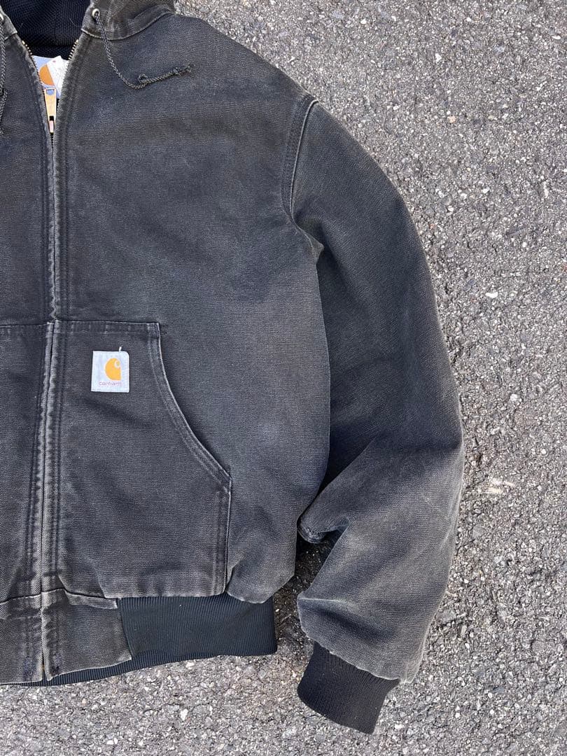 ヴィンテージカーハートアクティブジャケット