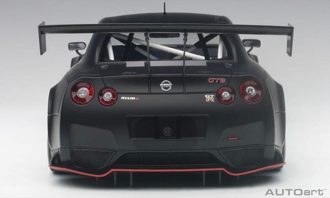 AUTOart Nissan GT-R 1/18 マットブラック ニスモ