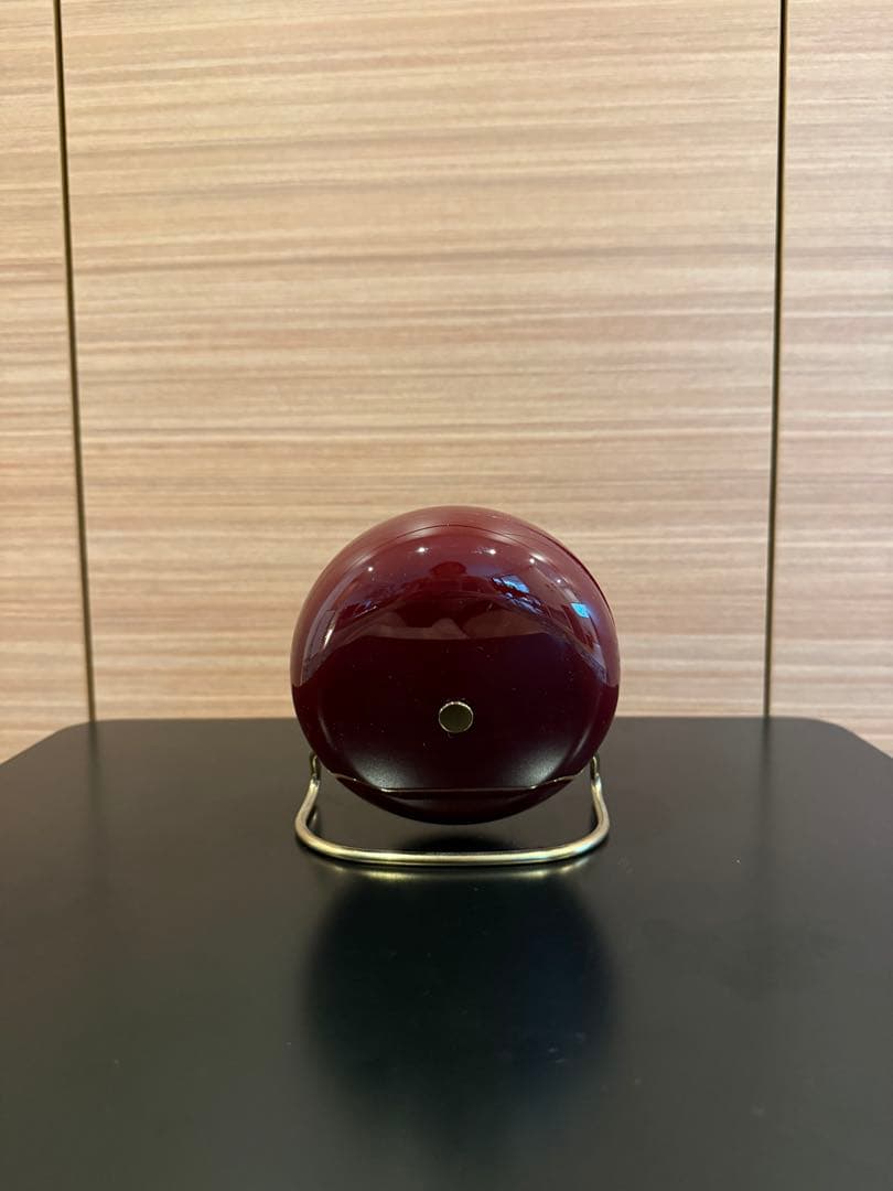 Arne Jacobsen（アルネ・ヤコブセン） テーブルクロック ボルドー